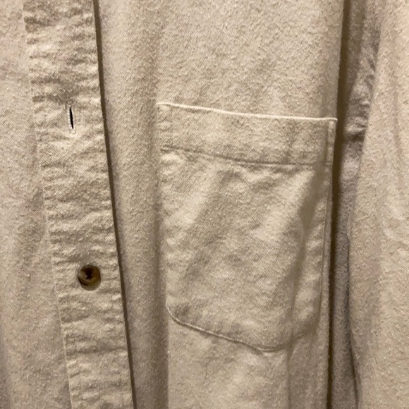 Round tree & yorke flannel button down - Picture 4 of 4